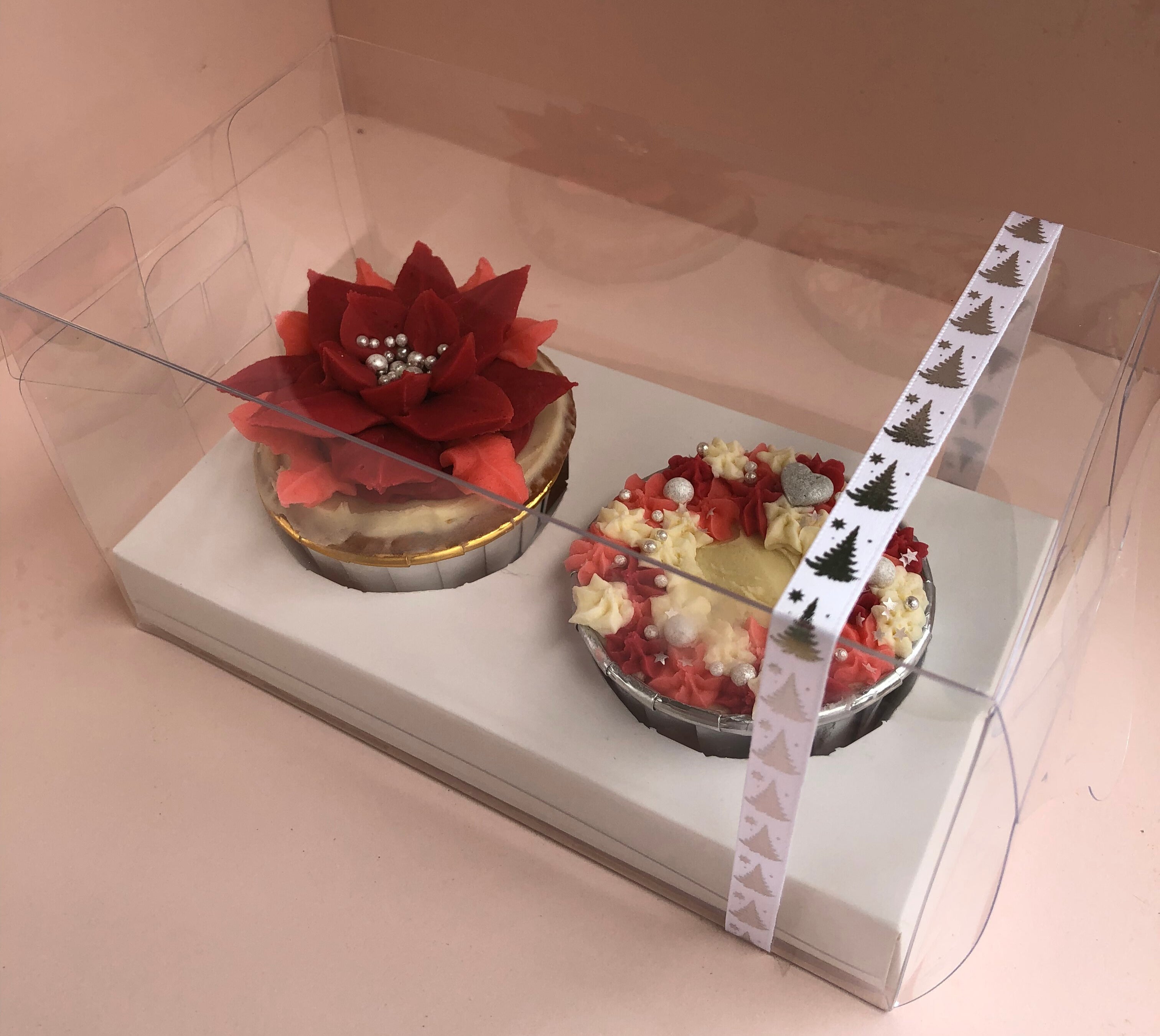 Pinkmas Cupcakes - 2 pack